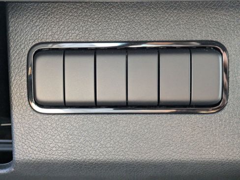 Used 2023 Mercedes-Benz Sprinter 3500 image 26