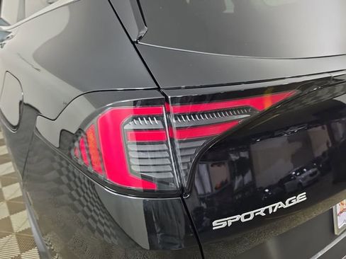 New 2026 Kia Sportage LX image 35