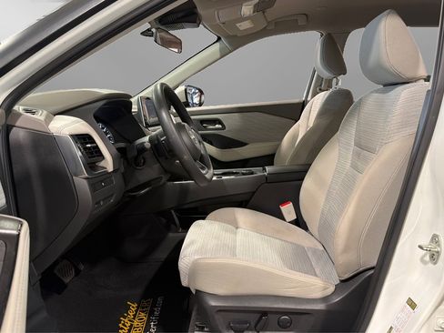 Used 2023 Nissan Rogue SV AWD/4WD image 17