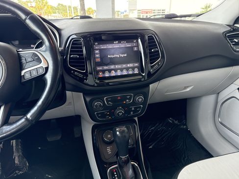 Used 2021 Jeep Compass Limited AWD/4WD image 28