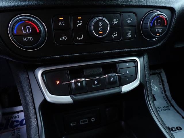 Used 2024 GMC Terrain SLT AWD/4WD image 21
