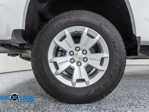 Used 2022 Chevrolet Colorado LT w/ LT Convenience Package image 45