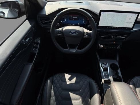 Used 2024 Ford Escape ST-Line Elite w/ Premium Technology Package AWD/4WD image 11