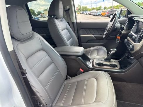 Used 2022 GMC Canyon Denali RWD image 44