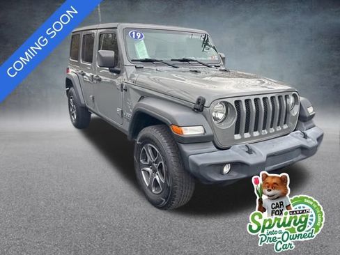 Used 2019 Jeep Wrangler Unlimited Sport S image 1