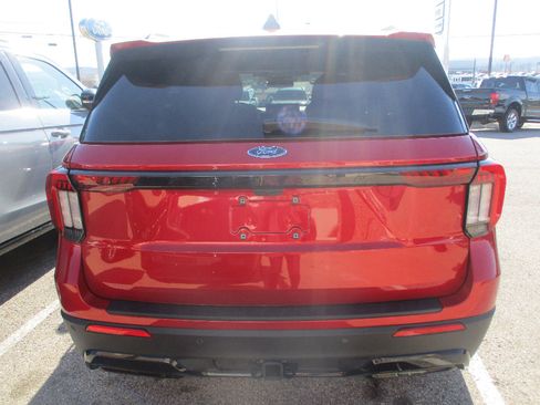 New 2026 Ford Explorer ST-Line w/ ST-Line Street Pack RWD image 20