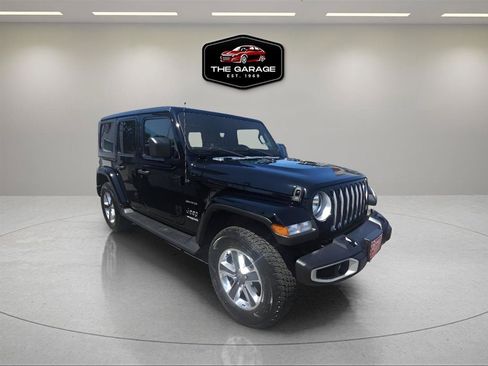 Used 2021 Jeep Wrangler Unlimited Sahara AWD/4WD image 8