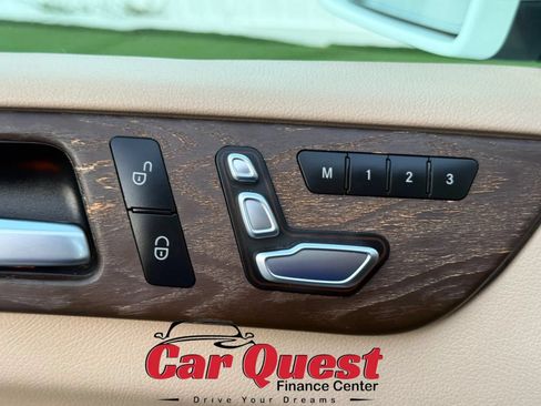 Used 2019 Mercedes-Benz GLE 400 4MATIC image 30