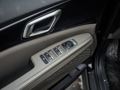 New 2026 Kia Carnival FWD image 19