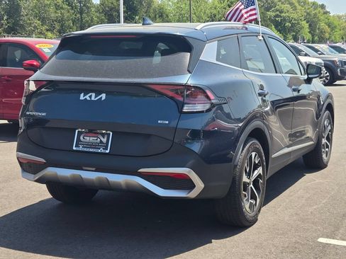 Used 2023 Kia Sportage EX AWD/4WD image 3