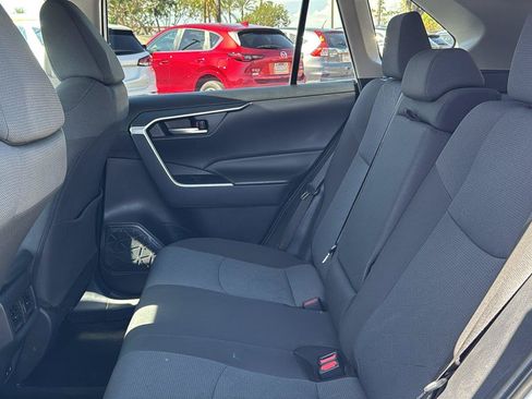Used 2025 Toyota RAV4 XLE FWD image 23