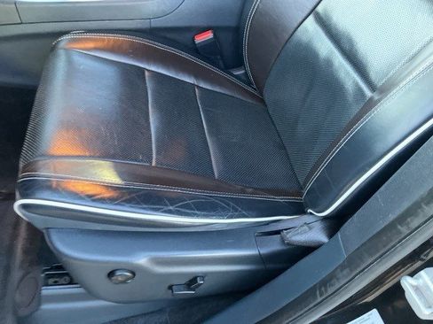 Used 2015 Jeep Grand Cherokee Overland w/ Advanced Technology Group image 12