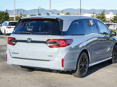New 2026 Honda Odyssey Sport-L image 6