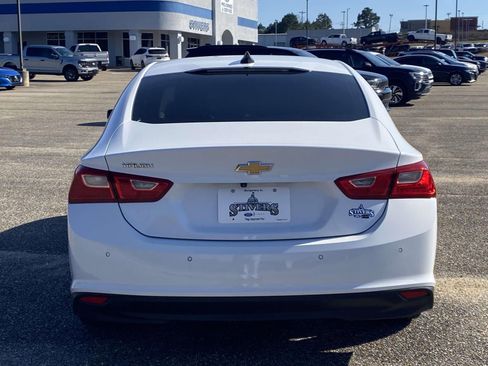 Used 2023 Chevrolet Malibu LS w/ Driver Confidence Package image 6