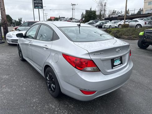 Used 2013 Hyundai Accent GLS image 3