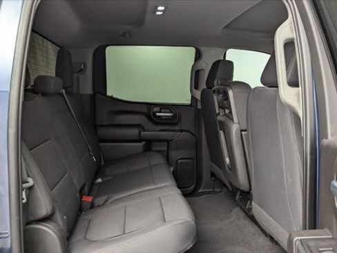 Used 2020 GMC Sierra 1500 2WD Crew Cab w/ Sierra Value Package image 18