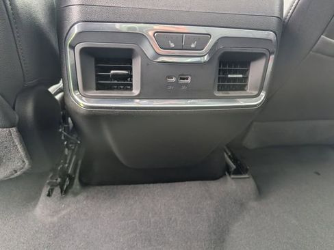 Used 2023 Chevrolet Silverado 1500 LTZ AWD/4WD image 24