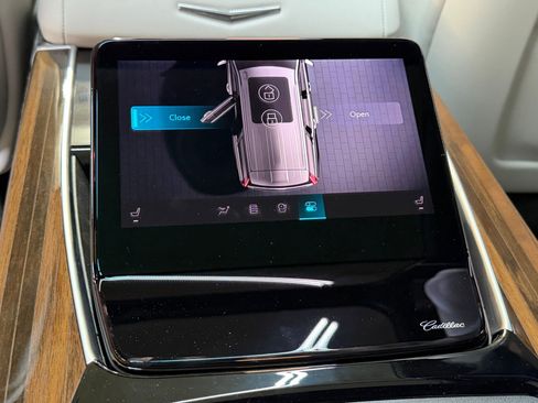 New 2026 Cadillac Escalade ESV Platinum Sport AWD/4WD image 57