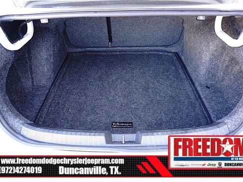 Used 2024 Volkswagen Jetta GLI 40th Anniversary Edition image 45