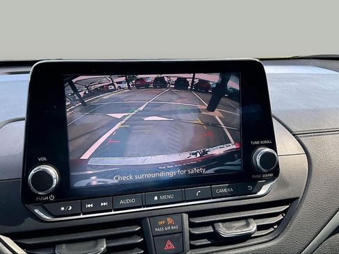 Used 2022 Nissan Altima 2.5 SV w/ SV Premium Package FWD image 53