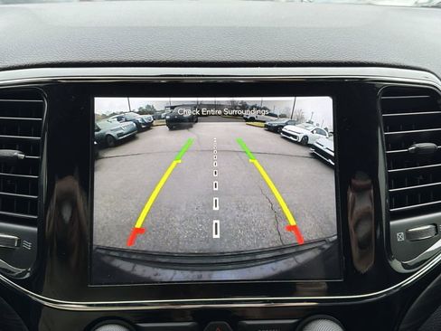 Used 2021 Jeep Grand Cherokee Laredo X image 26