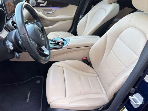Used 2015 Mercedes-Benz C 300 4MATIC Sedan image 5