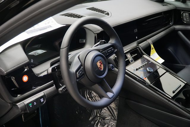 New 2026 Porsche Panamera 4 AWD/4WD image 4