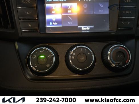 Used 2018 Toyota RAV4 LE image 21