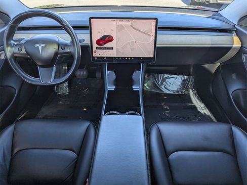 Used 2018 Tesla Model 3 Long Range image 6