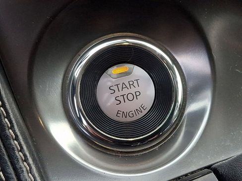 Used 2018 Nissan Maxima 3.5 SV image 22