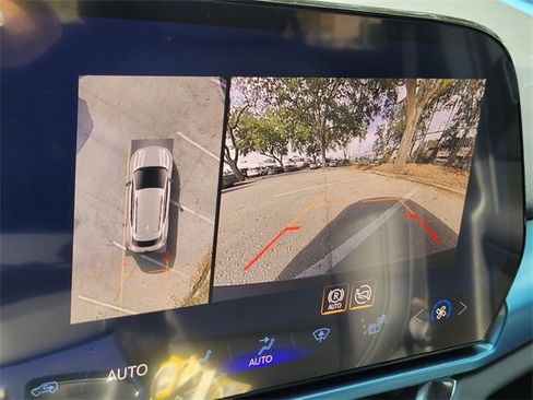 New 2026 Chevrolet Equinox EV LT image 18