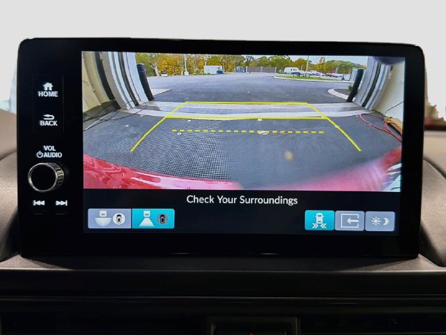 Used 2025 Honda Pilot TrailSport image 23