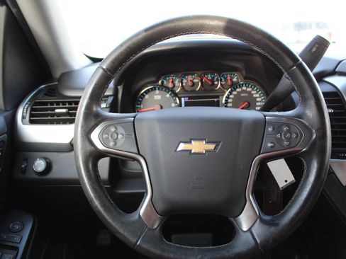 Used 2018 Chevrolet Tahoe LS image 24