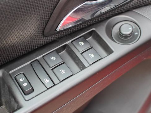 Used 2015 Chevrolet Cruze LT FWD image 13