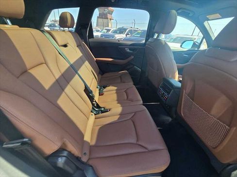 Used 2025 Audi Q7 3.0T Premium Plus w/ Premium Plus Package AWD/4WD image 14