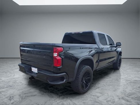 Used 2024 Chevrolet Silverado 1500 ZR2 w/ Technology Package AWD/4WD image 7