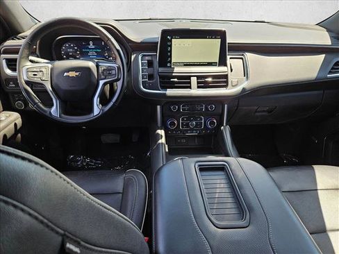 Used 2024 Chevrolet Tahoe Premier AWD/4WD image 16