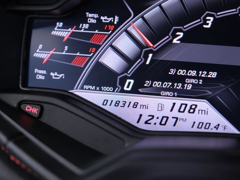 Used 2021 Lamborghini Huracan EVO RWD image 49