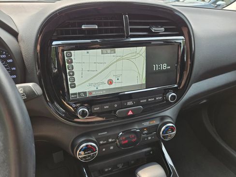 Certified 2022 Kia Soul X-Line FWD image 26