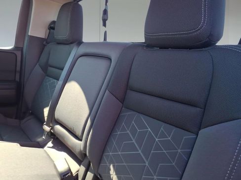 New 2026 Nissan Frontier SV w/ SV Convenience Package image 25