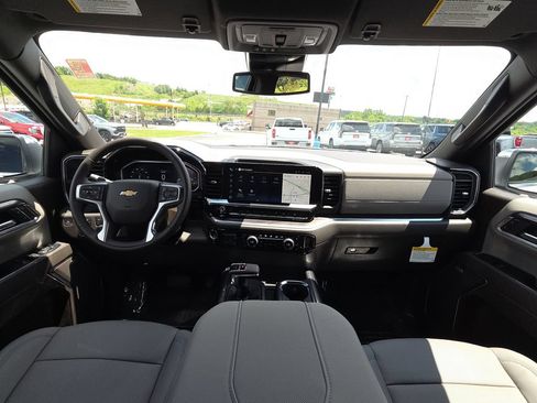 New 2026 Chevrolet Silverado 1500 LTZ w/ Z71 Off-Road Package AWD/4WD image 30