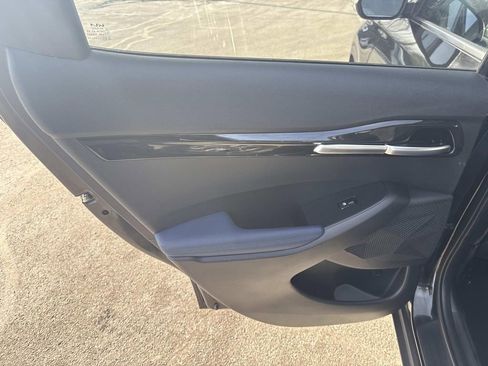 Used 2024 Kia Seltos S image 16