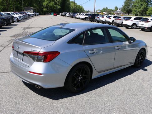 Used 2022 Honda Civic Sport image 8