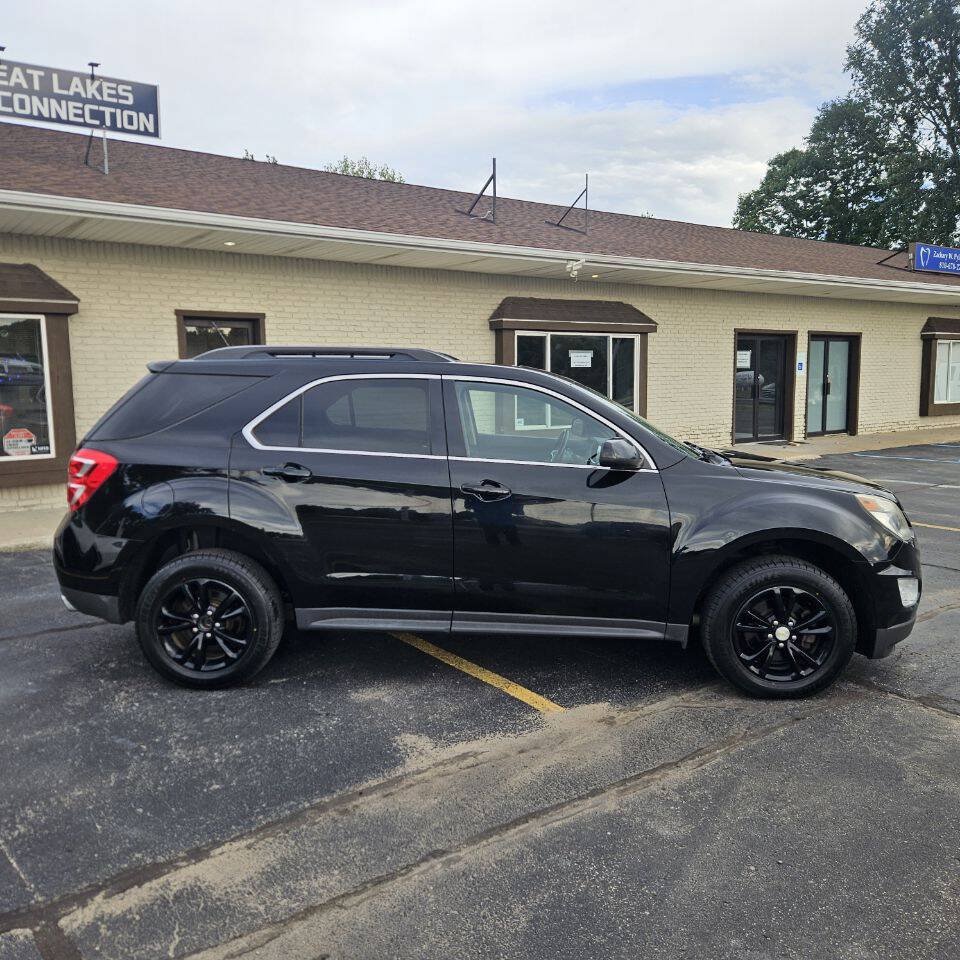 Used 2017 Chevrolet Equinox LT w/ Convenience Package AWD/4WD image 3