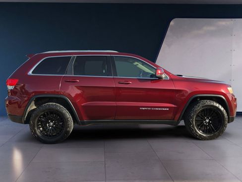 Used 2016 Jeep Grand Cherokee Laredo w/ Quick Order Package 23E RWD image 6