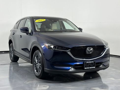 Used 2019 MAZDA CX-5 Touring FWD image 3