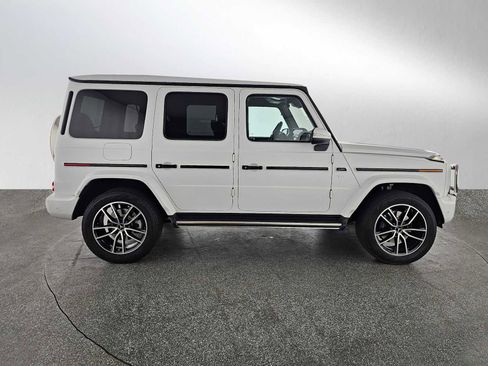 Used 2024 Mercedes-Benz G 550 image 2