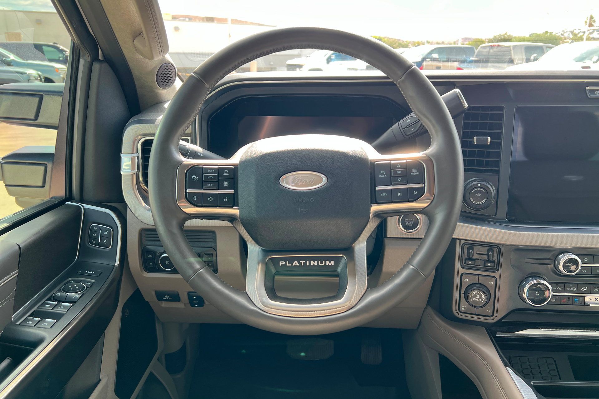 Used 2026 Ford F350 Platinum w/ Platinum Plus Package AWD/4WD image 12