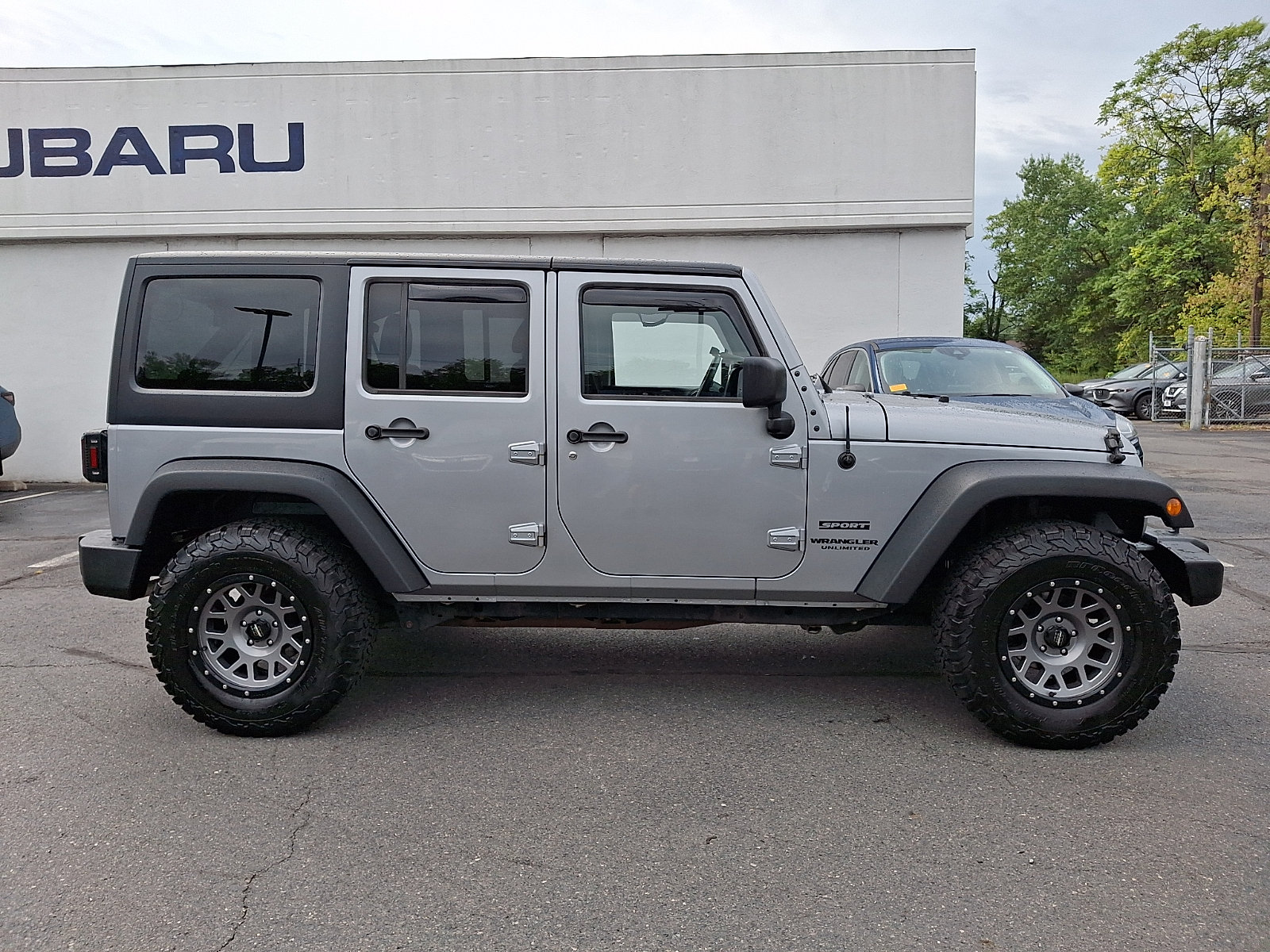 Used 2017 Jeep Wrangler Unlimited Sport w/ Quick Order Package 24S AWD/4WD image 7
