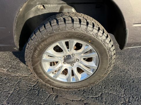Used 2018 RAM 1500 Express AWD/4WD image 9